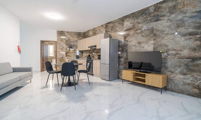 Tarxien Appartement | Spacious 1BR home with comfortable bed w/WIFI & AC