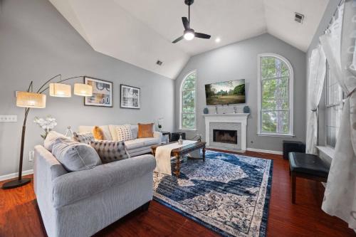 Alpharetta Maison | Spacious 1BR with Community Pool Alpharetta Home