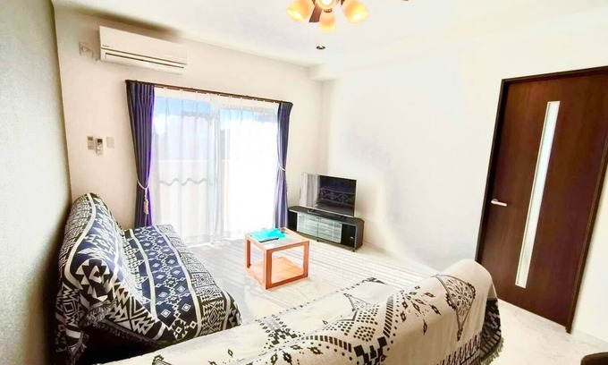 Kuwae Appartement | Spacious 1LDKA few minutes walk to Chatancho Amer / Nakagami-gun Okinawa