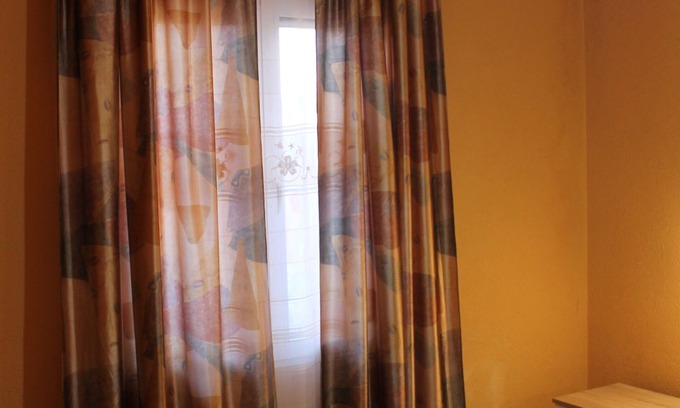 Burtaisi Appartement | Spacious 1-bedroom apartment with AC, WiFi in peaceful Bar