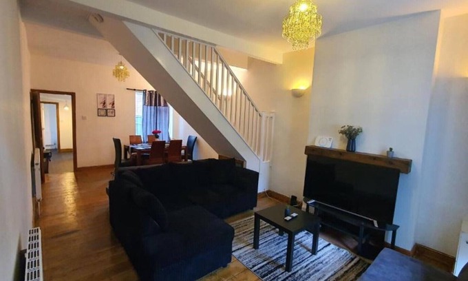 Erdington Maison | Spacious 2 Bedroom Home in Birmingham