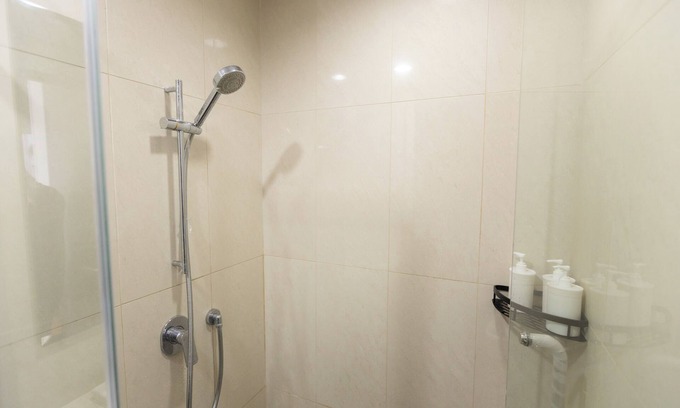 Tangerang Appartement | Spacious 2 BR Apt Near SMS Mall – 10 Min Walk