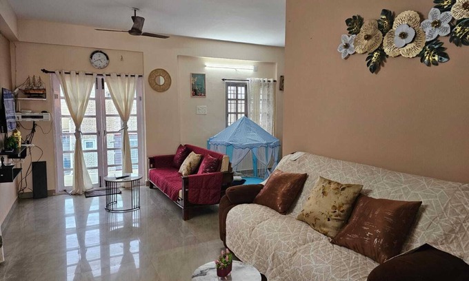 Chennai Appartement | Spacious 2BHK apartment in Chennai, near Airport, Chennai Trade Center, DLF