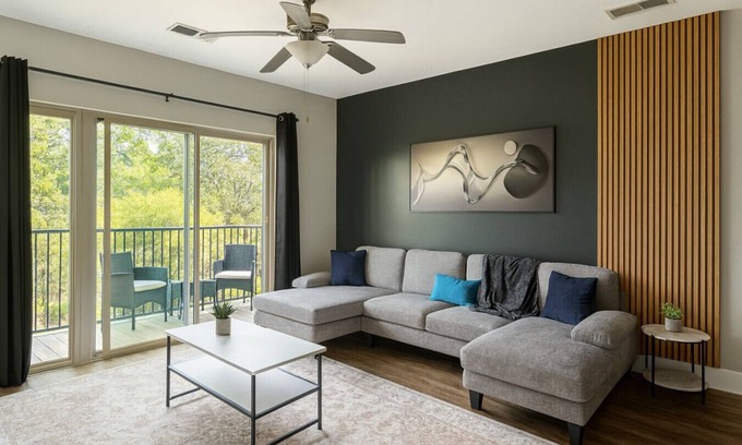 Glen Iris Appartement | ✨ Spacious 2BR/2BA Condo Across from UAB ✨