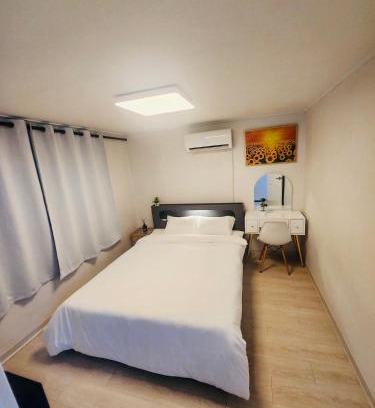 Gwanghui-dong Villa | Spacious 2BR by DDP Station Perfect for Families & Friends Walk to Seoul Attractions