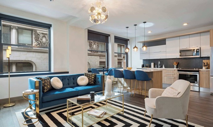 Downtown Chicago Appartement | Spacious 2BR in The Loop + 5-Star Comfort