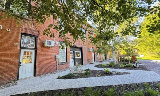 Burk's Falls Appartement | Spacious 2BR Retreat in Nature