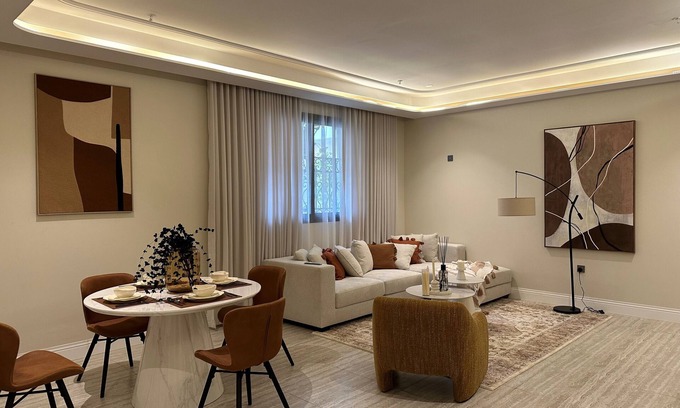 Qurtubah Appartement | Spacious 3-bedroom apartment in superb Qurtobah with WiFi, AC