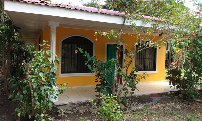 Paquera Maison | Maison spacieuse de 3 chambres près de Curu et Isla Tortuga