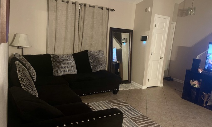 Tallahassee Maison | Spacious 3 BR Townhome in the Center of Everything
