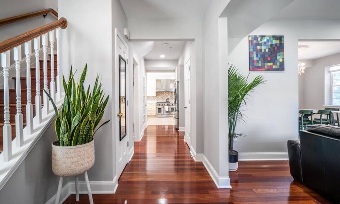 Downtown Maison | Spacious 3-Level Colonial Near DC - Walk to Metro & Attractions!