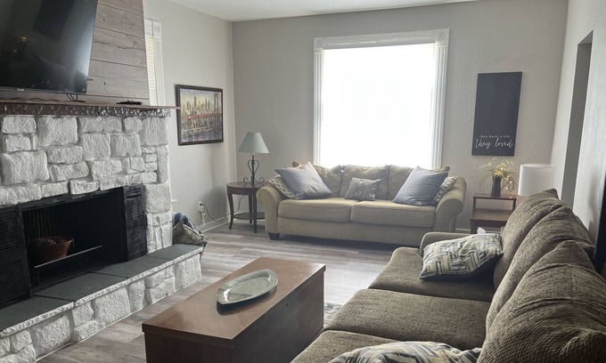 Canton Appartement | Spacious 3BR w/Fenced in Yard & Parking