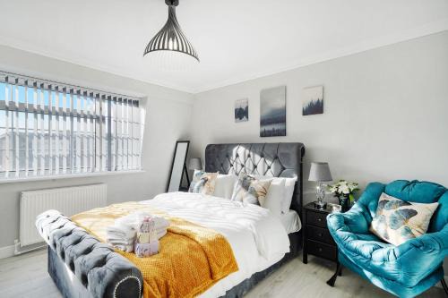 Custom House Appartement | Spacious, 4 bed, Garden, Parking, ExCel London