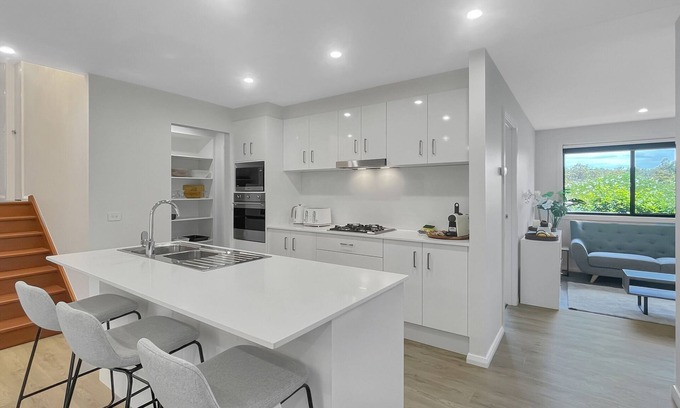 Batemans Bay Maison | Spacious 4-Bed House Near Batemans Bay Centre