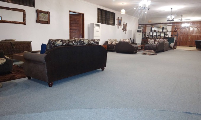 Mwanza Appartement | Spacious 4-bedroom apartment in marvelous Mwanza Region with AC - Penthouse