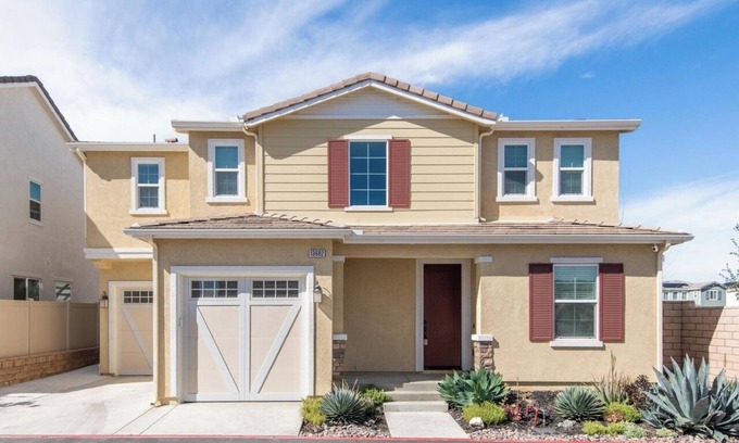 Valley Center Maison | Spacious 4-Bedroom Retreat with AC & WiFi in Scenic Valley Center