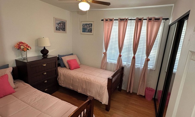 Paradise Maison | Spacious 4-bedroom family house with private pool, ten minutes from the strip.