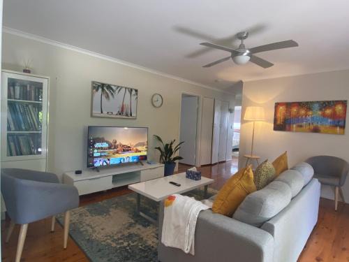 Centenary Heights Maison | Spacious 4-Bedroom house in a shared property