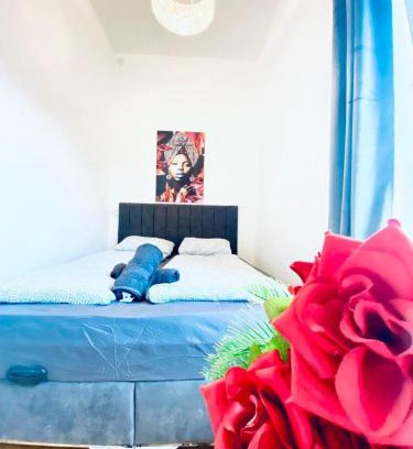 Liesing Appartement | Spacious 4-Bedroom Shared Apartment for Big Groups