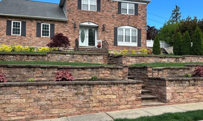 Farmingdale Maison | Spacious 4-bedroom townhome, 5 min walk from Bethpage Black