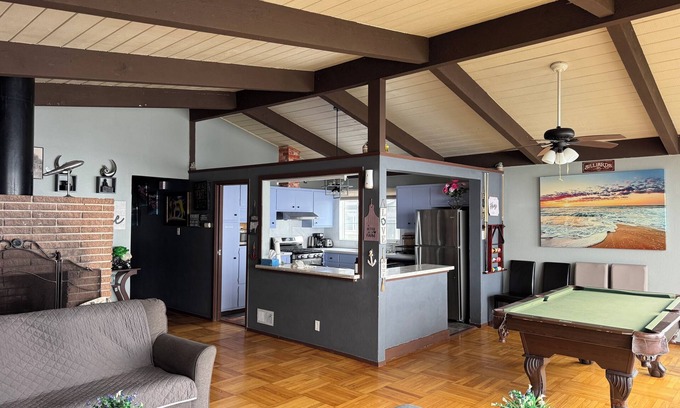 Westlake Maison | Spacious 4-Bedroom Vacation House with Panoramic Ocean View - 894