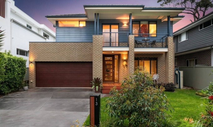 Miranda Maison | Spacious 4B House & Pool & GameRoom & Nr Grocery