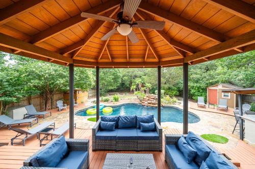 Wetmore Villa | Spacious 4BR Villa with Private Pool, Near Six Flags