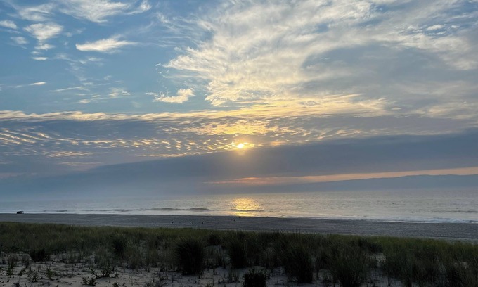 Harvey Cedars Maison | Spacious 5-bedroom house in enchanting North Beach on Long Beach Island.