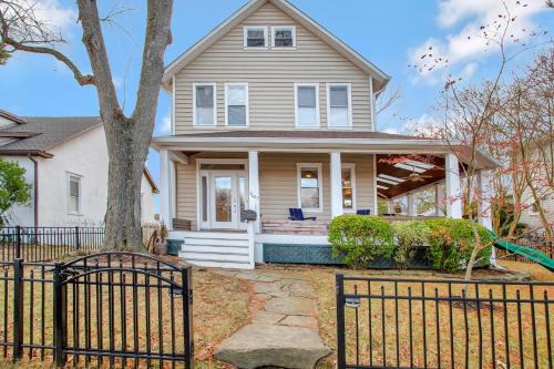 Homewood Maison | Spacious 5 BR house - 5 Min Walk to N-MC Stadium
