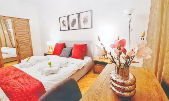 Cluj-Napoca Appartement | Spacious 5* luxury in historic center free parking