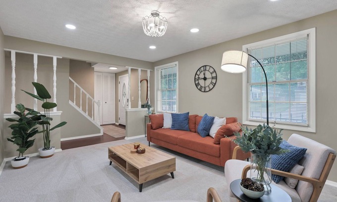 Westerville Maison | Spacious 5Bed Home near Easton!