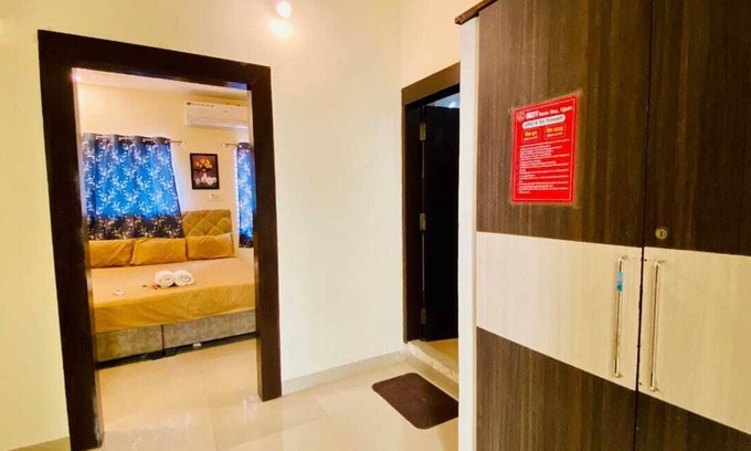 Ujjain Maison | Spacious 6-bedroom building in vibrant Ujjain with AC