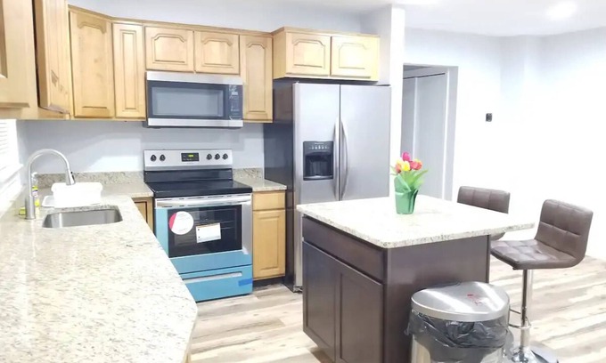 Seabrook Maison | Spacious 7-bedroom house in lovely Lanham