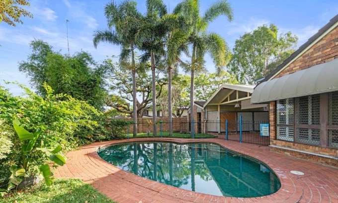 Macgregor Maison | Spacious Affordable 7B3B 2Living/Pool/Yard/Mall