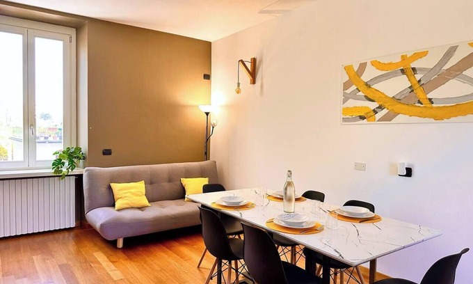 Bergamo Appartement | Spacious and bright apartment at the foot of the Upper Town - Parking space included