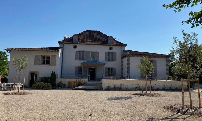 Feneyrols Maison | Gîte spacieux et confortable à Feneyrols proche de l'Aveyron