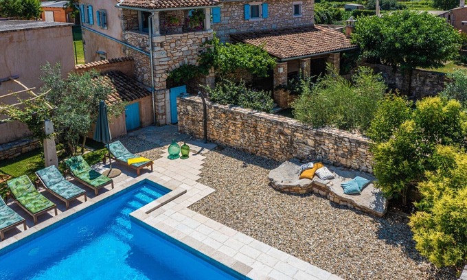 Grandici Villa | Villa spacieuse et confortable au coeur de Barban