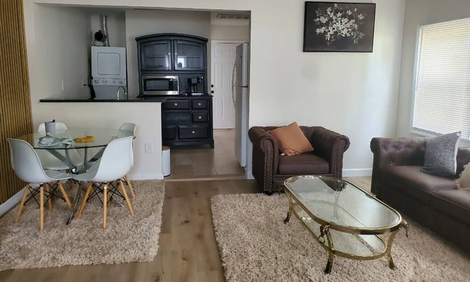 Bowie Appartement | Spacious and comfortable studio with Amazing amenities and pet-friendly