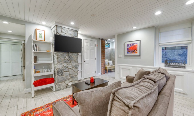 East Bayside Copropriété | Spacious and Contemporary Condo in the Heart of Portland - Close to Beach