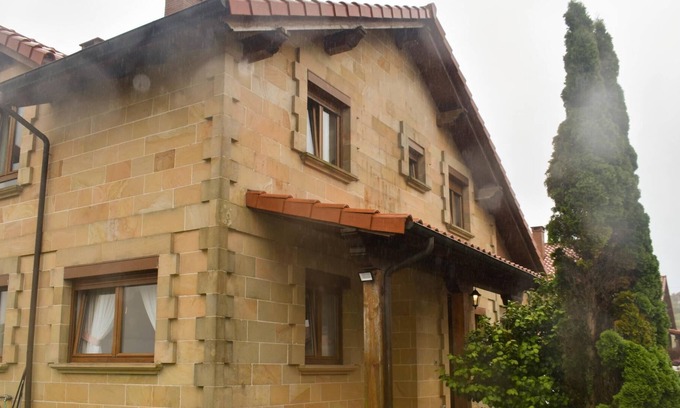 Igollo Cottage | Spacious and comfortable villa with garden