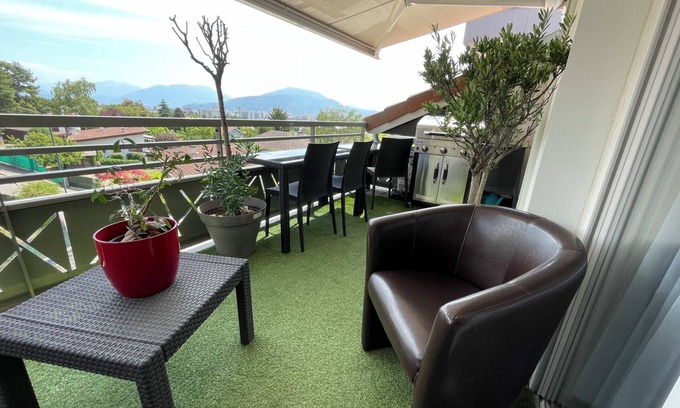 Novel Appartement | Bel appartement en attique avec terrasse belle vue dégagée