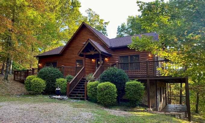 Townsend Cabine | Spacious and peaceful Providence close to Great Smoky Mountains National Park