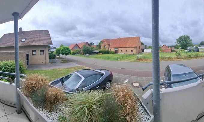 Hoevelhof Appartement | Spacious and quiet ground floor apartment in a 10-party house with far-reaching views
