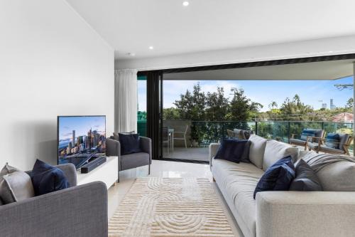 Bulimba Appartement | Spacious and Superb 3-bed Apartment