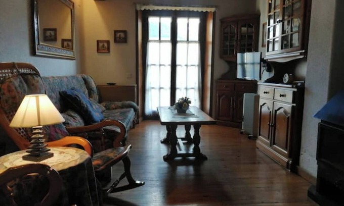 Taull Appartement | Spacious apartment with garden Cosmos 1