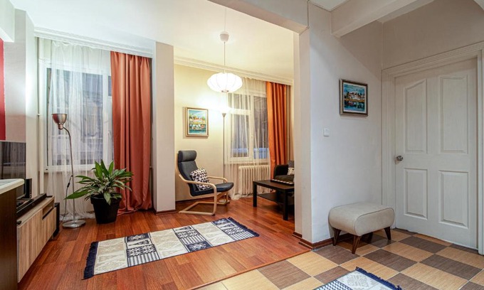Sisli Appartement | Spacious apartment in central Mecidiyekoy/Ortaklar