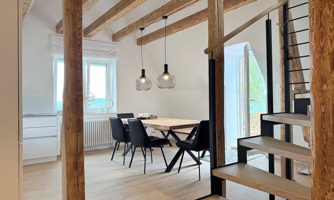 Ueberlingen Appartement | Spacious apartment Lieblingsplatz with terrace on the lake in Überlingen