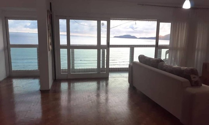 Boqueirao Appartement | Spacious Apartment with Sea View, Santos-SP