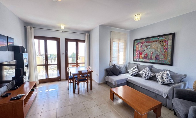 Aphrodite Hills Appartement | Appartement spacieux avec vue magnifique sur la mer