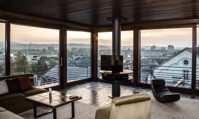 Ehrenbreitstein Appartement | Appartement spacieux avec vue panoramique sur le Rhin, le Deutsches Eck et la forteresse